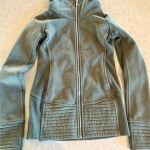 Lululemon Radiant Jacket II in Heathered Green Size 4 Small Zip-Up scuba